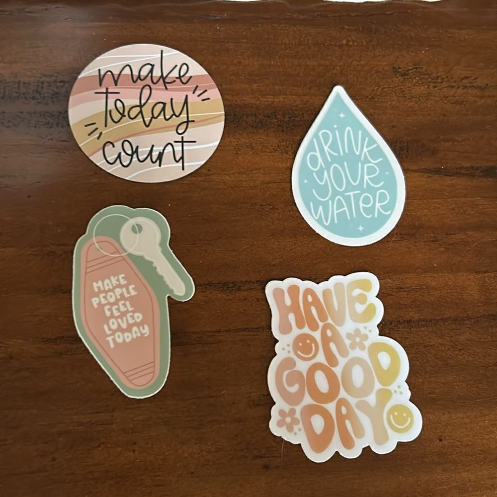 Sticky Notes bundle plus 4 stickers - Picture 2 of 8